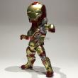 L'armure de Tony Stark en action - Figurine 18 cm en PVC